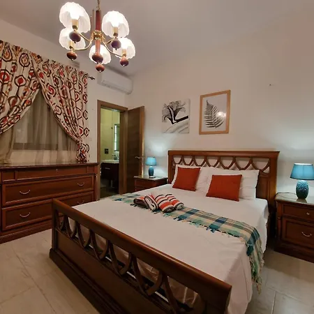 Apartament Mive -bugibba Modern Next To Main Square *